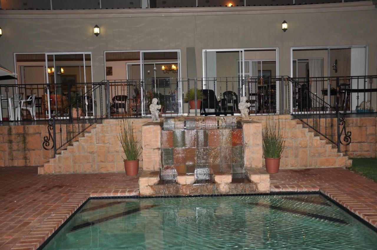 The Lakehouse Guest House Brakpan Exterior photo